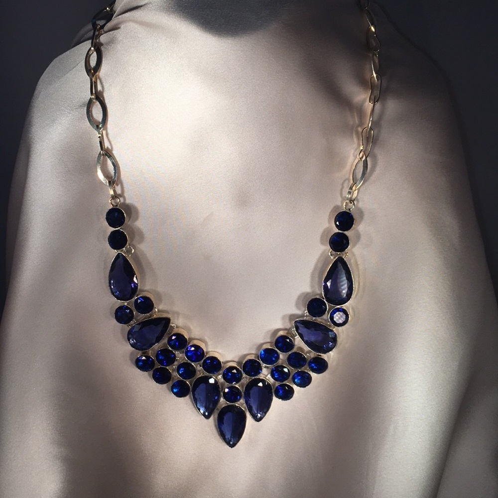 Sapphire Quartz & .925 Silver Bib Necklace.